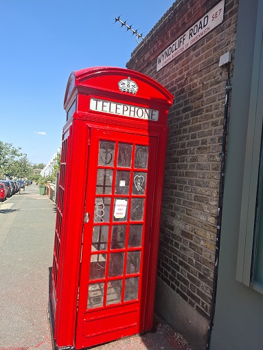 phone box on Wyndcliff Road